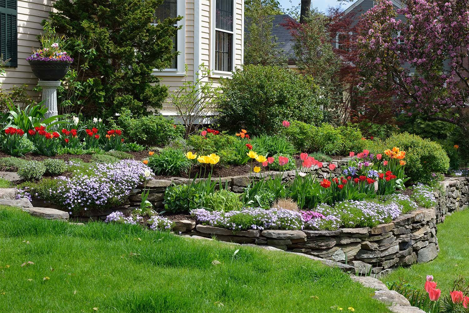 Read more about the article Five Ways Landscaping Can Improve Your Home’s Value