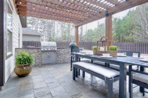 Building an Outdoor Kitchen