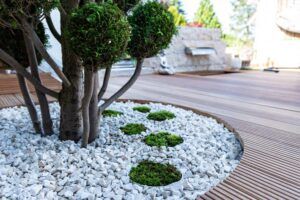 Using Stone and Rock in Landscaping